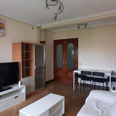 Apartamento Piso Amplio, Iluminado Y Muy Bien Comunicado Madrid Exterior foto