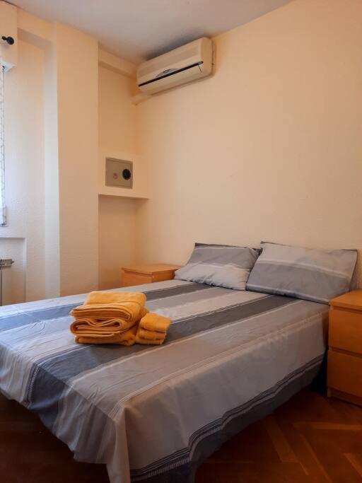 Apartamento Piso Amplio, Iluminado Y Muy Bien Comunicado Madrid Exterior foto