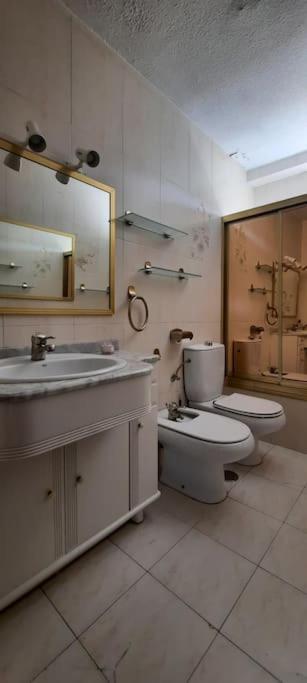 Apartamento Piso Amplio, Iluminado Y Muy Bien Comunicado Madrid Exterior foto